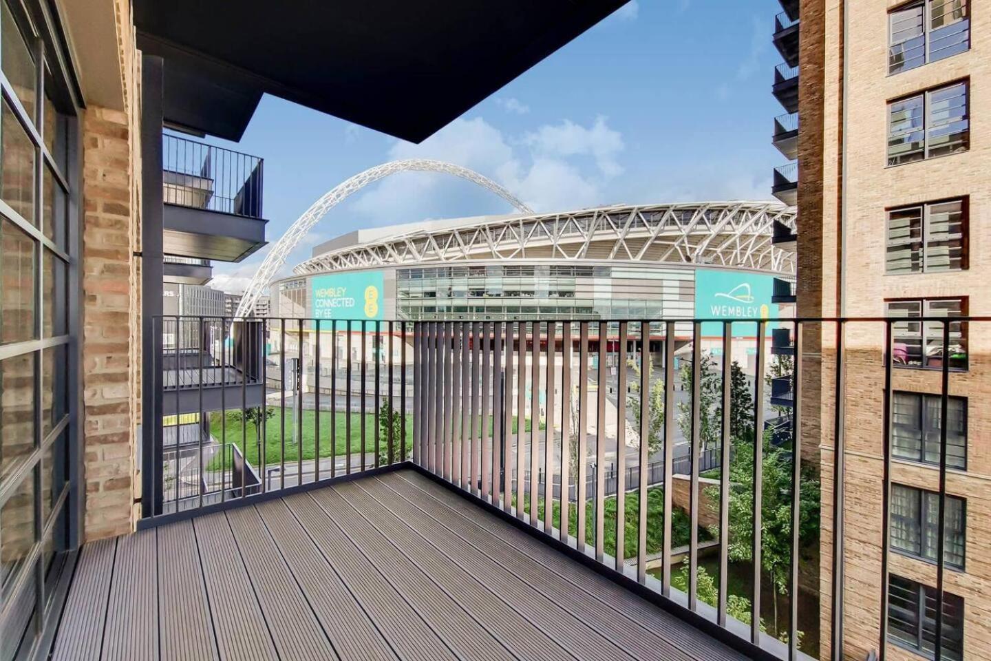 Modern And Chic Apartments At Ferrum Near Wembley Park Londres Exterior foto